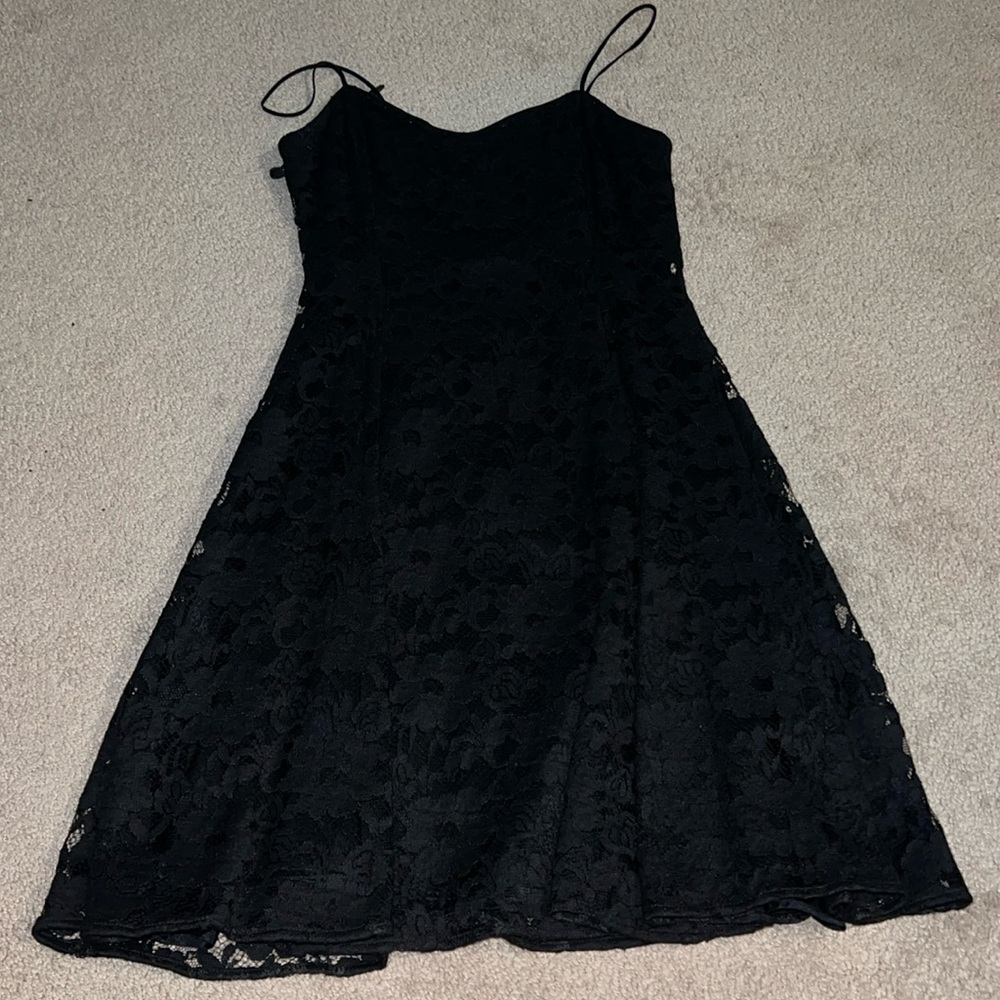 Ann Taylor black lace dress size 6 - Picture 2 of 7